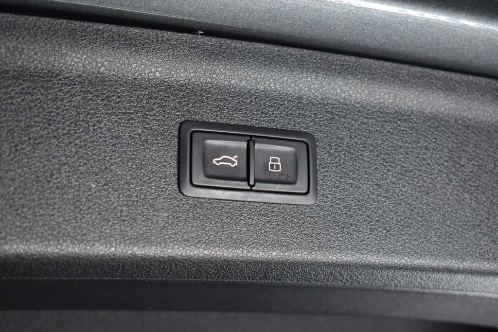 Used Audi Q3 2015 for sale - 76711557: Photo 6