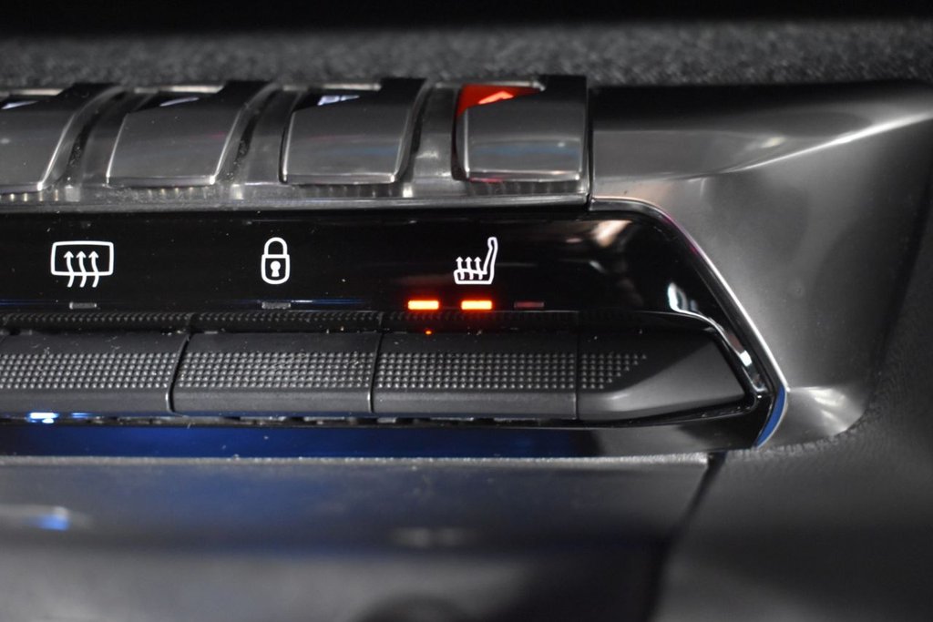 Used Peugeot 3008 2018 for sale - 77153217: Photo 4