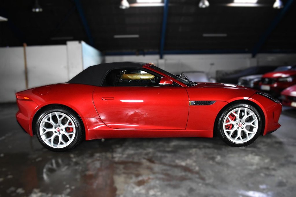 Used Jaguar F-Type 2015 for sale - 76910515: Photo 12
