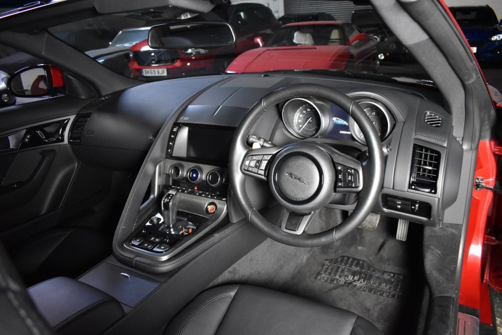 Used Jaguar F-Type 2015 for sale - 76910515: Photo 23