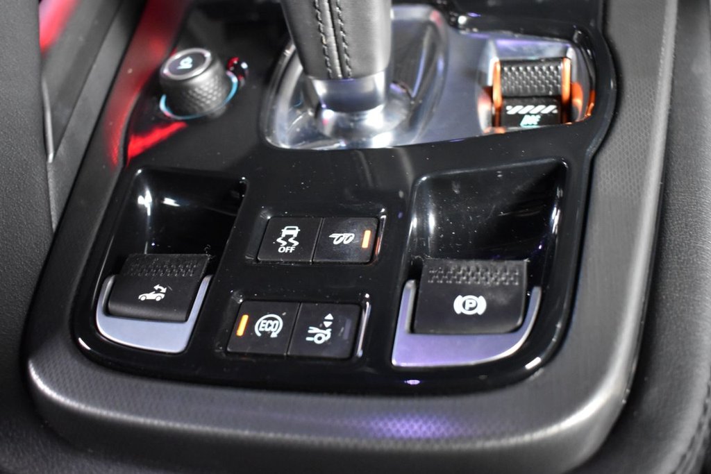 Used Jaguar F-Type 2015 for sale - 76910515: Photo 3