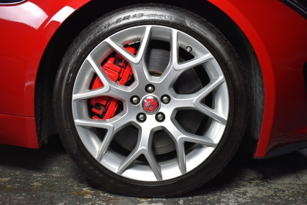 Used Jaguar F-Type 2015 for sale - 76910515: Photo 8