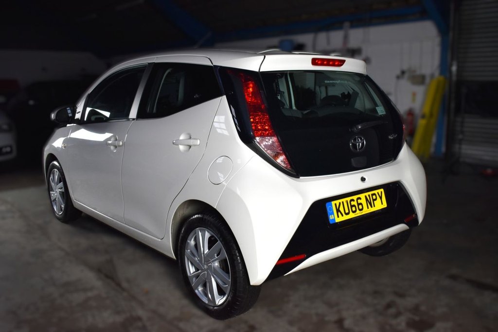 Used Toyota AYGO 2016 for sale - 76740175: Photo 19