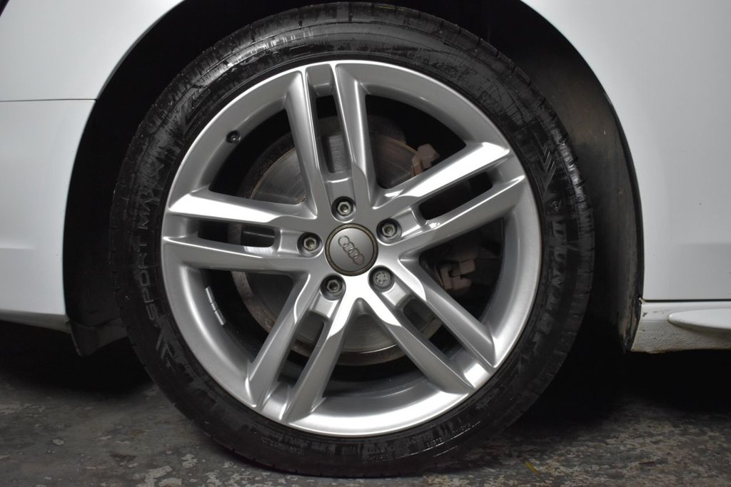 Used Audi A4 2014 for sale - 76711532: Photo 24