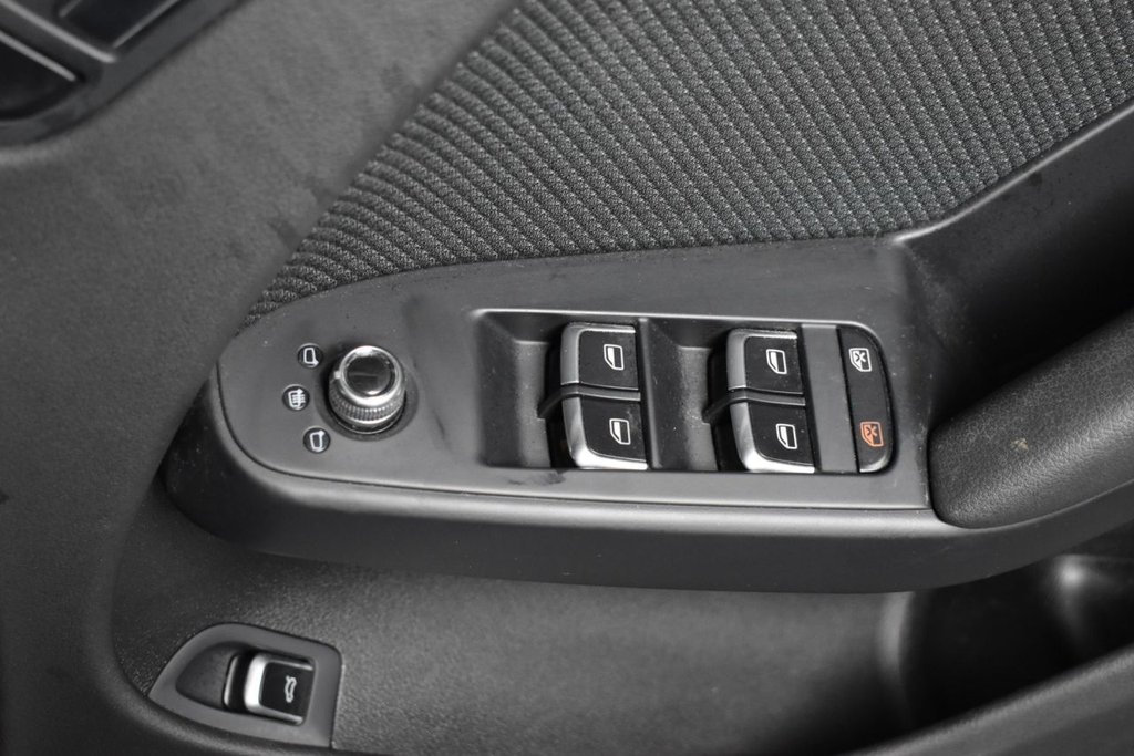 Used Audi A4 2014 for sale - 76711532: Photo 28