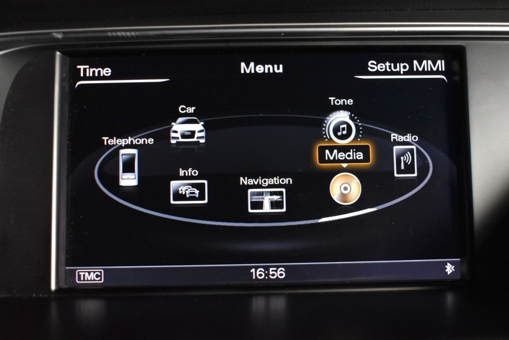 Used Audi A4 2014 for sale - 76711532: Photo 32