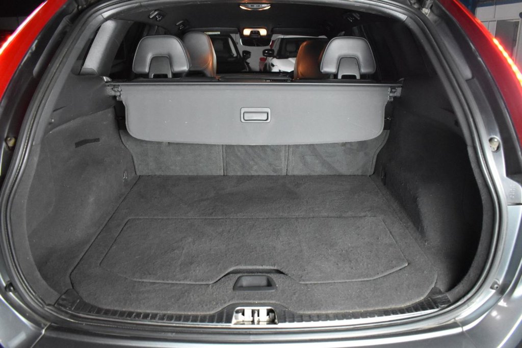 Used Volvo XC60 2015 for sale - 76496071: Photo 12