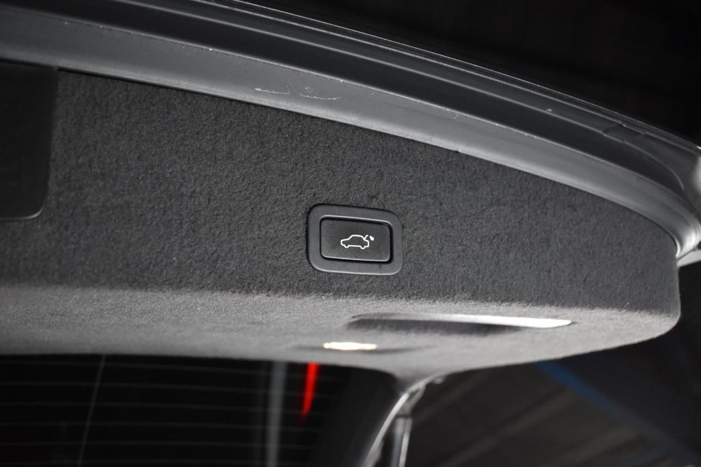 Used Volvo XC60 2015 for sale - 76496071: Photo 14