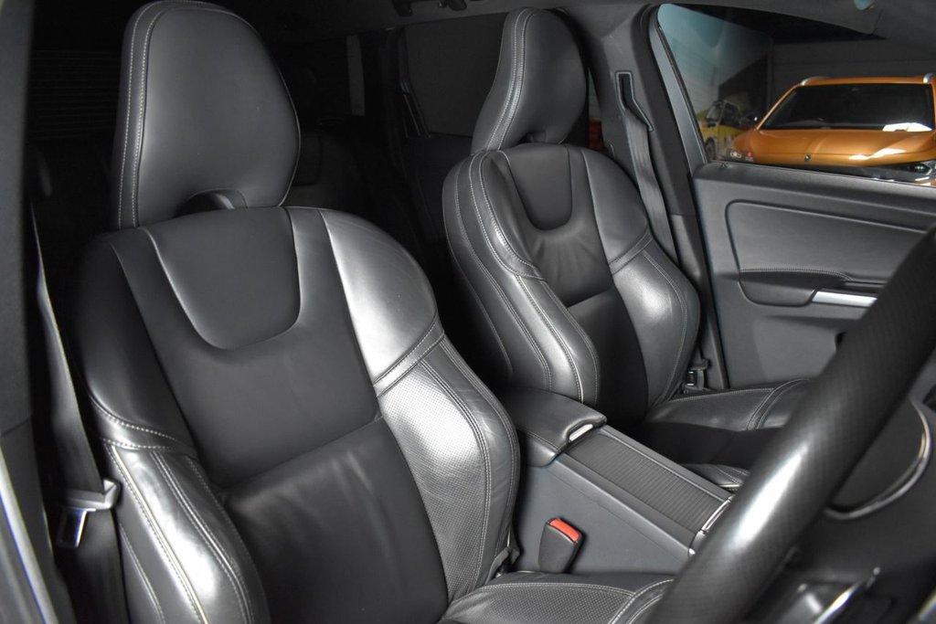 Used Volvo XC60 2015 for sale - 76496071: Photo 15