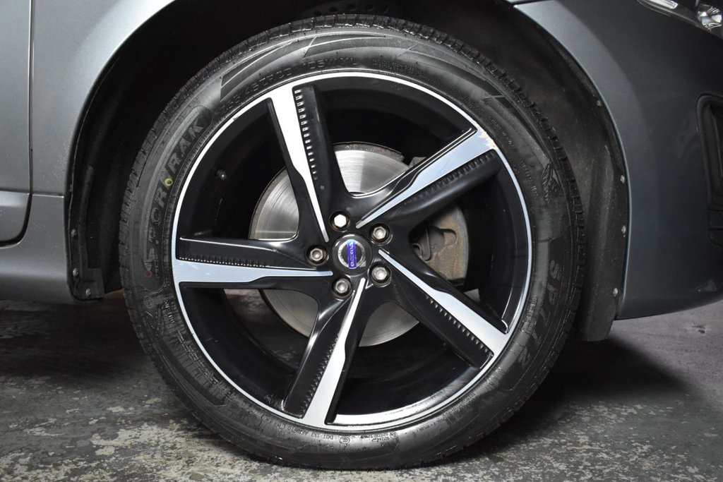 Used Volvo XC60 2015 for sale - 76496071: Photo 28