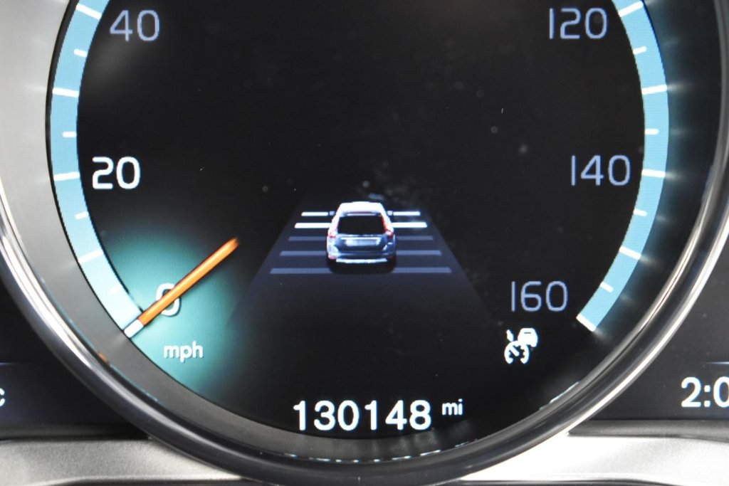 Used Volvo XC60 2015 for sale - 76496071: Photo 4