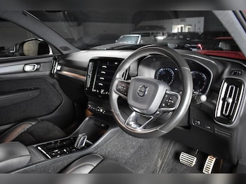 Used Volvo XC40 2019 for sale - 76909782: Photo