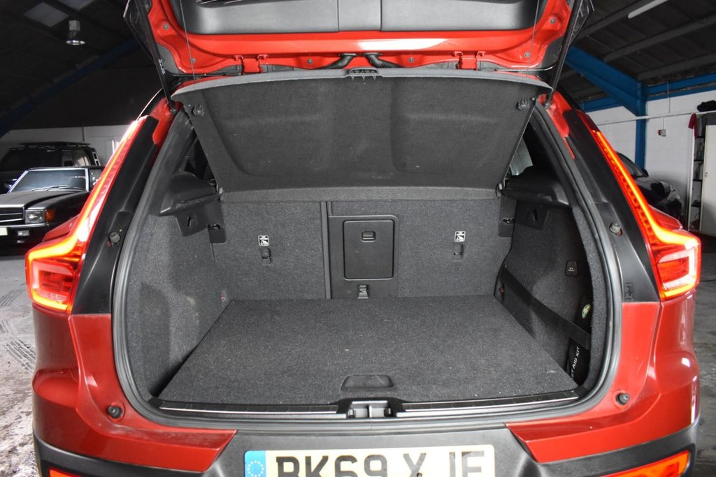 Used Volvo XC40 2019 for sale - 76909782: Photo 31