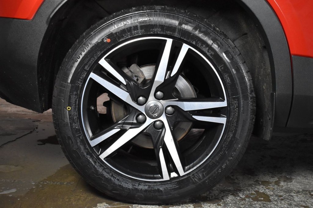 Used Volvo XC40 2019 for sale - 76909782: Photo 32