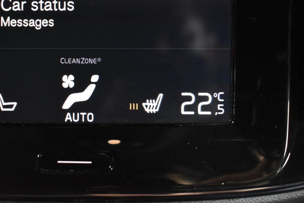 Used Volvo XC40 2019 for sale - 76909782: Photo 4