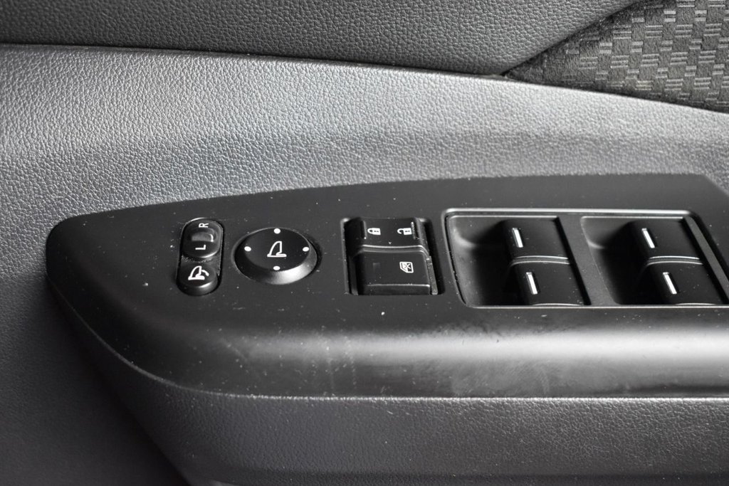 Used Honda CR-V 2018 for sale - 76406205: Photo 28