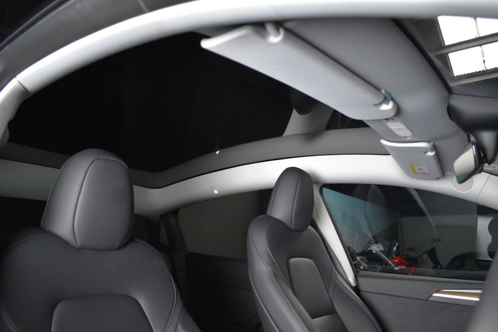 Used Tesla Model Y 2024 for sale - 77703802: Photo 2