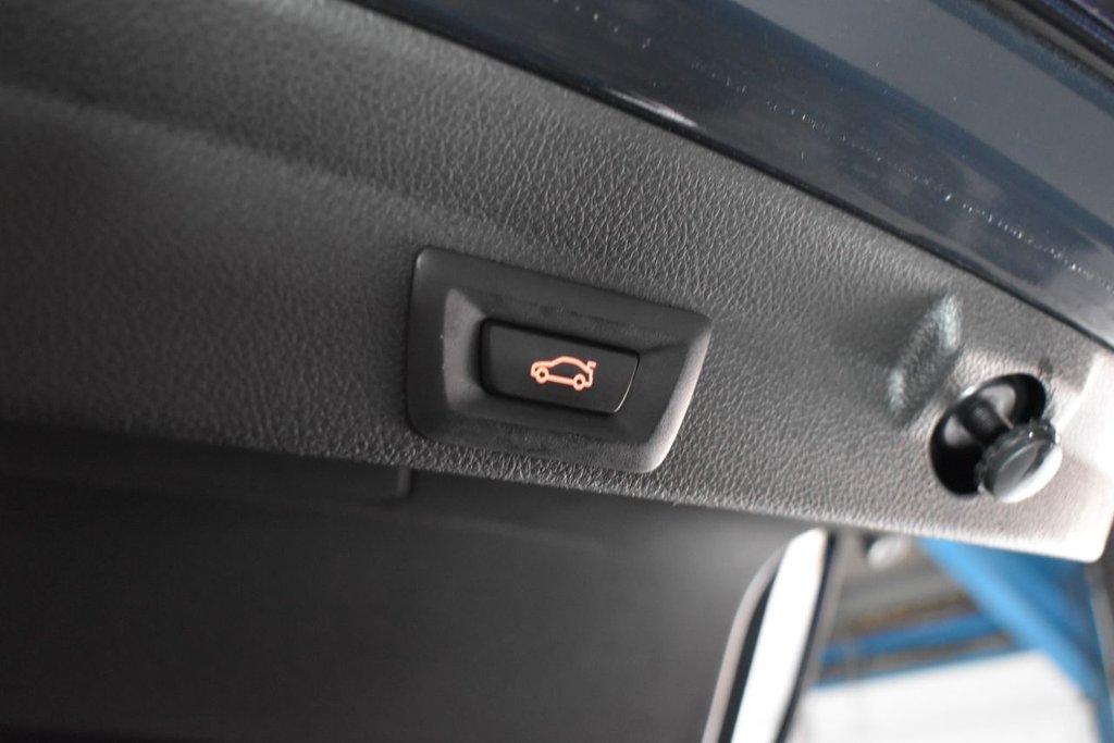 Used BMW 4 Series 2017 for sale - 76496047: Photo 12