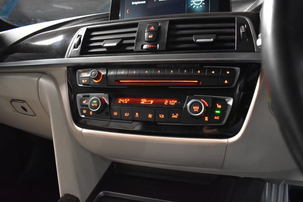 Used BMW 4 Series 2017 for sale - 76496047: Photo 38