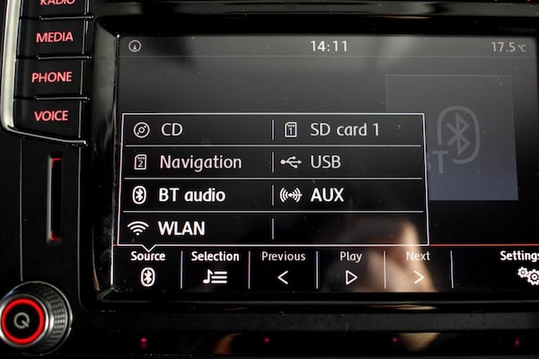 Used Volkswagen Amarok 2017 for sale - 73953495: Photo 28