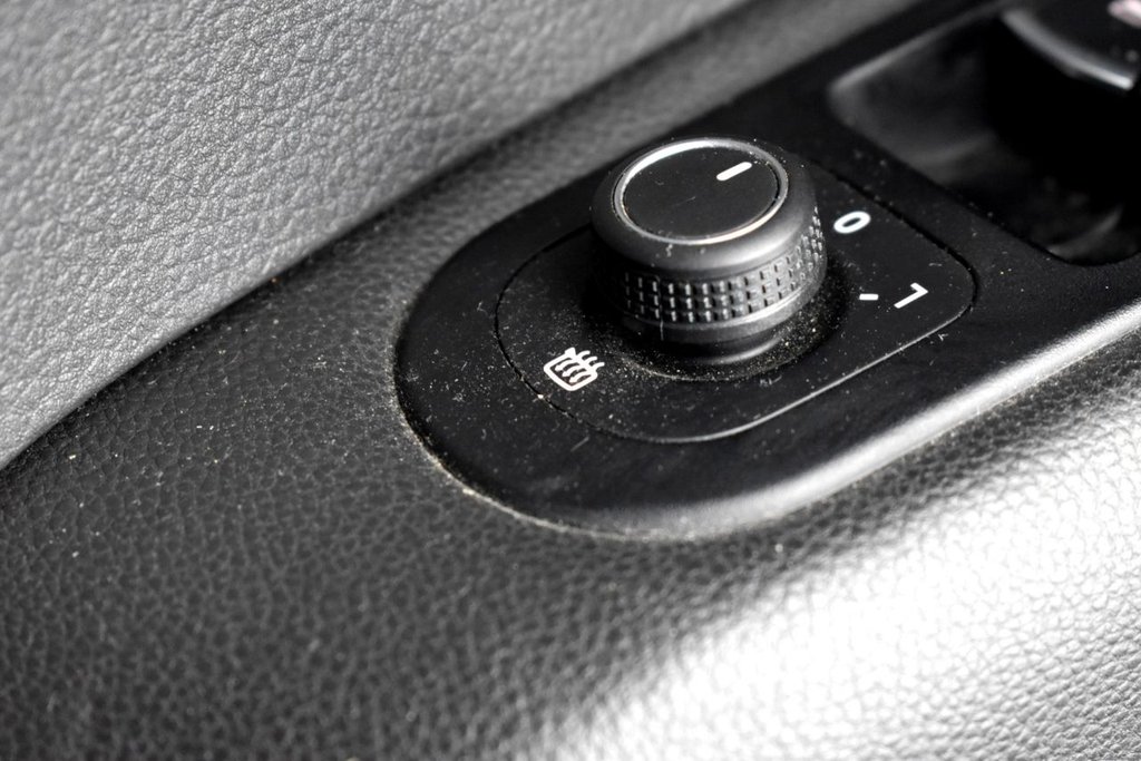 Vehicle 33