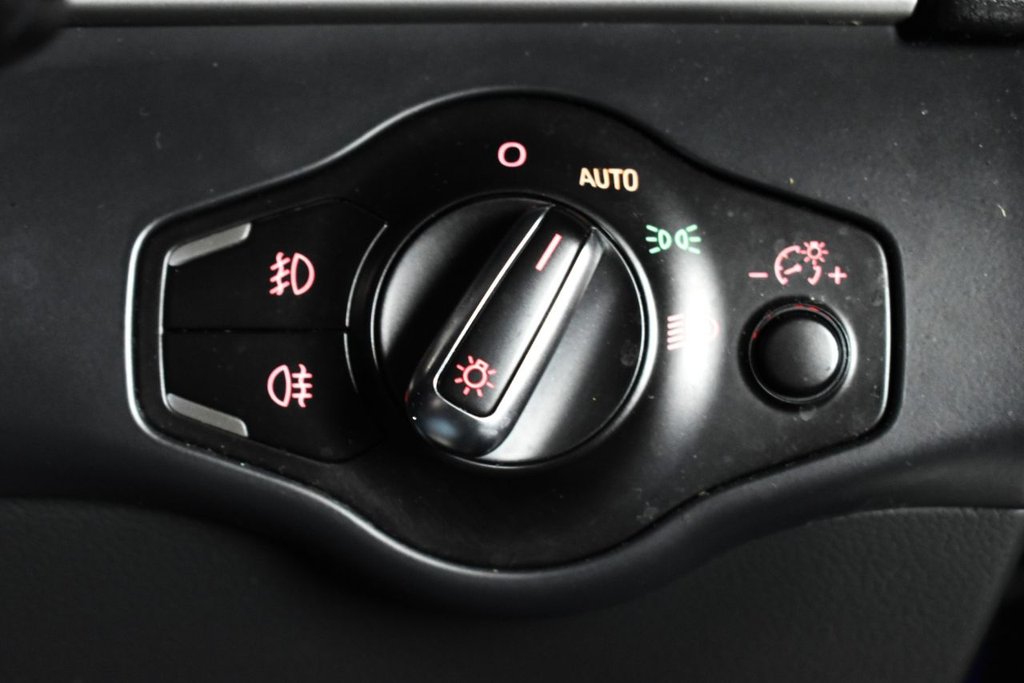 Used Audi A5 Cabriolet 2015 for sale - 76255958: Photo 31