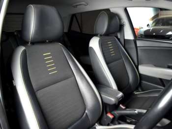 Used Kia Stonic 2018 for sale - 74404741: Photo