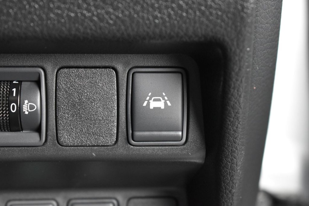 Used Nissan Qashqai 2017 for sale - 77703820: Photo 19