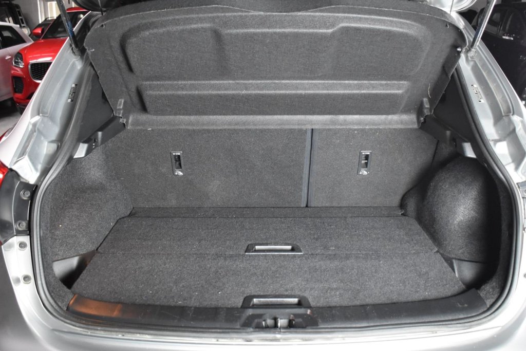 Used Nissan Qashqai 2017 for sale - 77703820: Photo 33