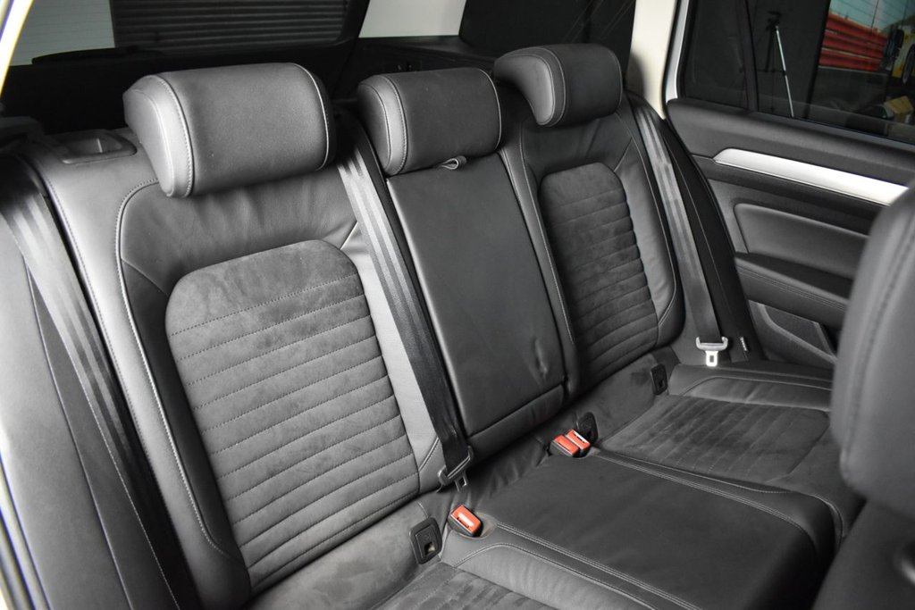 Used Volkswagen Passat 2017 for sale - 76454373: Photo 24