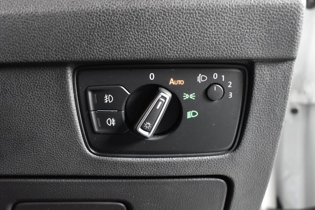 Used Volkswagen Passat 2017 for sale - 76454373: Photo 30