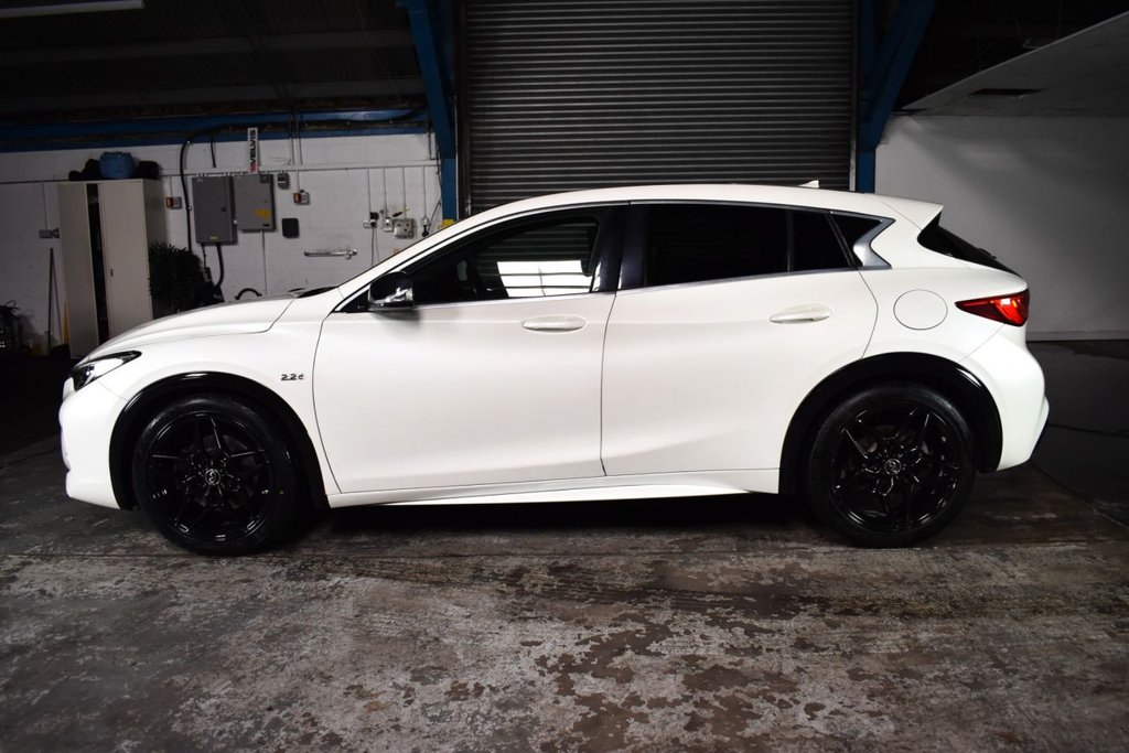 Used Infiniti Q30 2016 for sale - 76303504: Photo 13