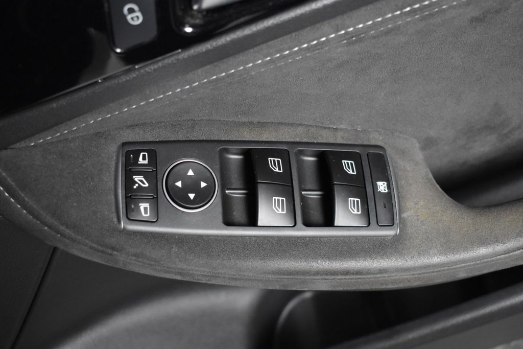 Used Infiniti Q30 2016 for sale - 76303504: Photo 16