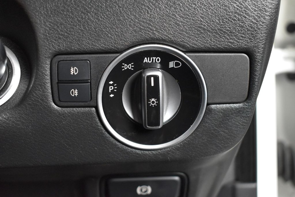 Used Infiniti Q30 2016 for sale - 76303504: Photo 19