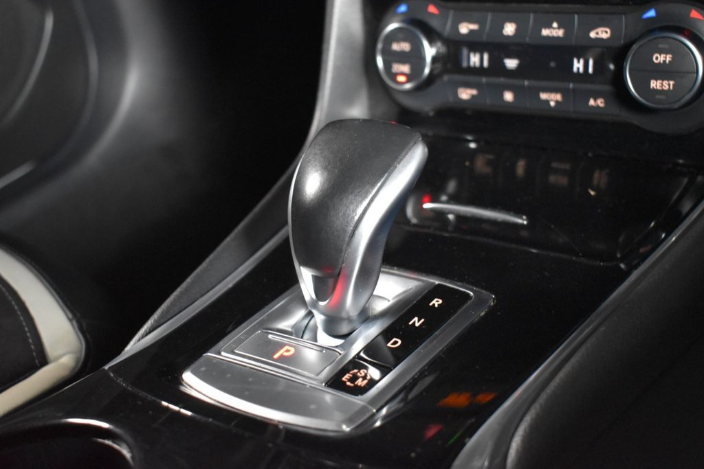 Used Infiniti Q30 2016 for sale - 76303504: Photo 20