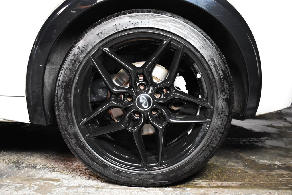 Used Infiniti Q30 2016 for sale - 76303504: Photo 25