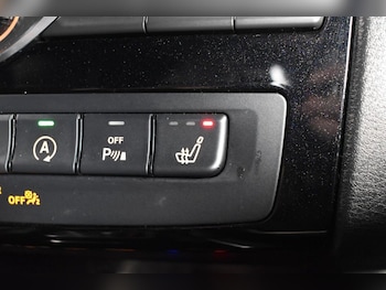 Used Infiniti Q30 2016 for sale - 76303504: Photo 4