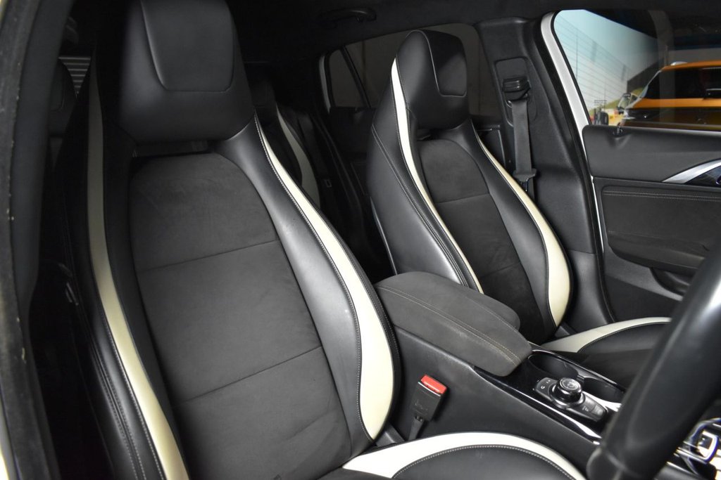 Used Infiniti Q30 2016 for sale - 76303504: Photo 6