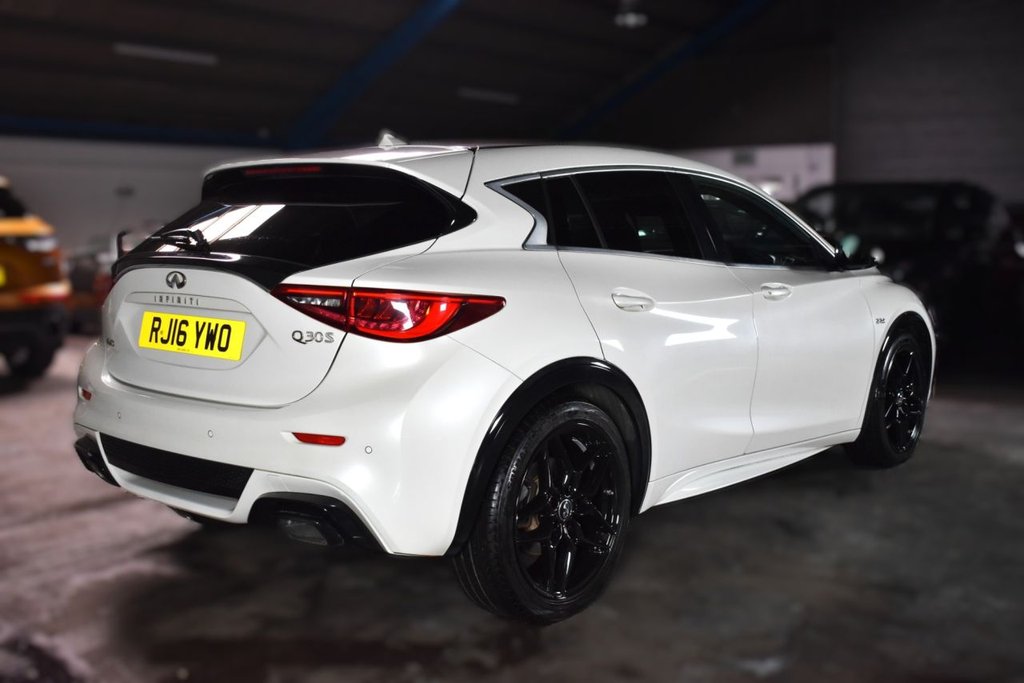 Used Infiniti Q30 2016 for sale - 76303504: Photo 9