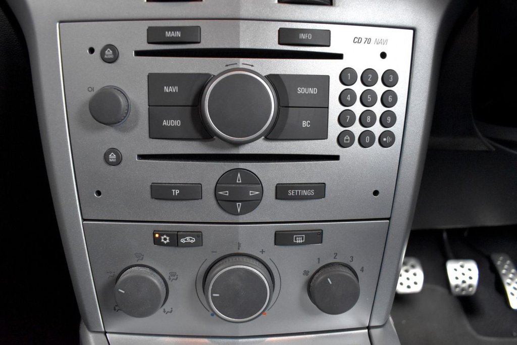 Used Vauxhall Astra 2005 for sale - 77668762: Photo 33