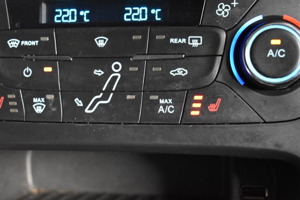 Used Ford Focus 2017 for sale - 77558088: Photo 3