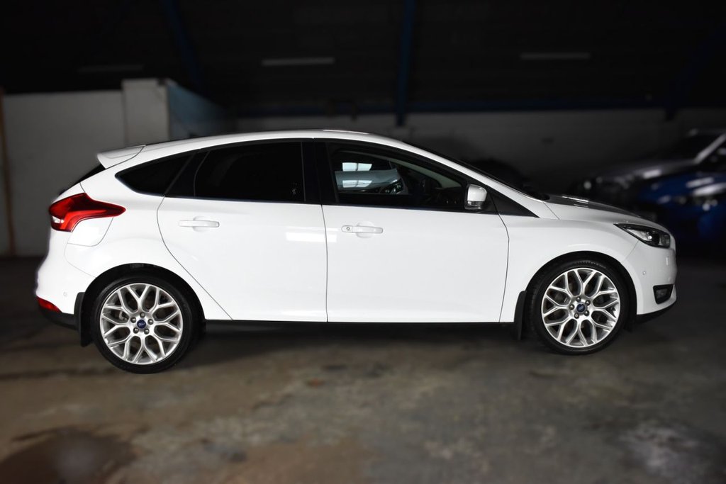 Used Ford Focus 2017 for sale - 77558088: Photo 8