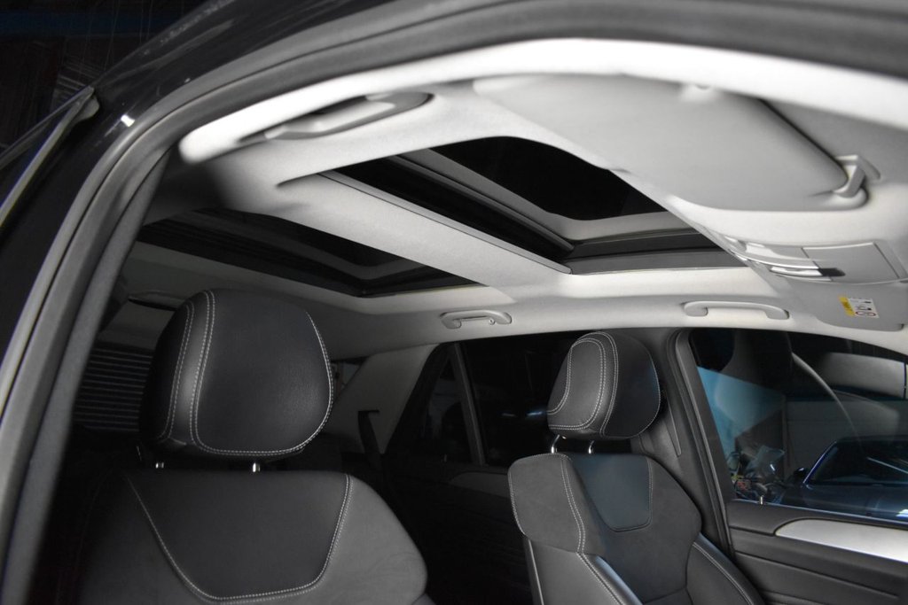 Used Mercedes-Benz M Class 2015 for sale - 77200012: Photo 2