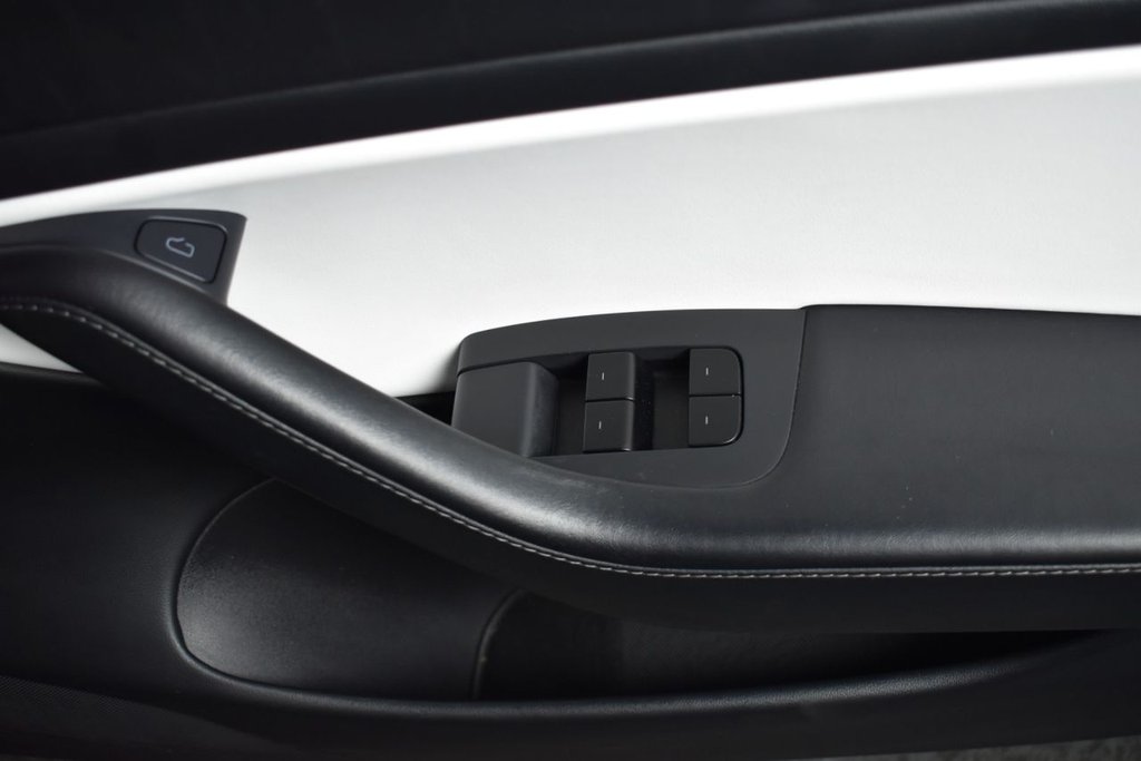 Used Tesla Model 3 2020 for sale - 76909783: Photo 24