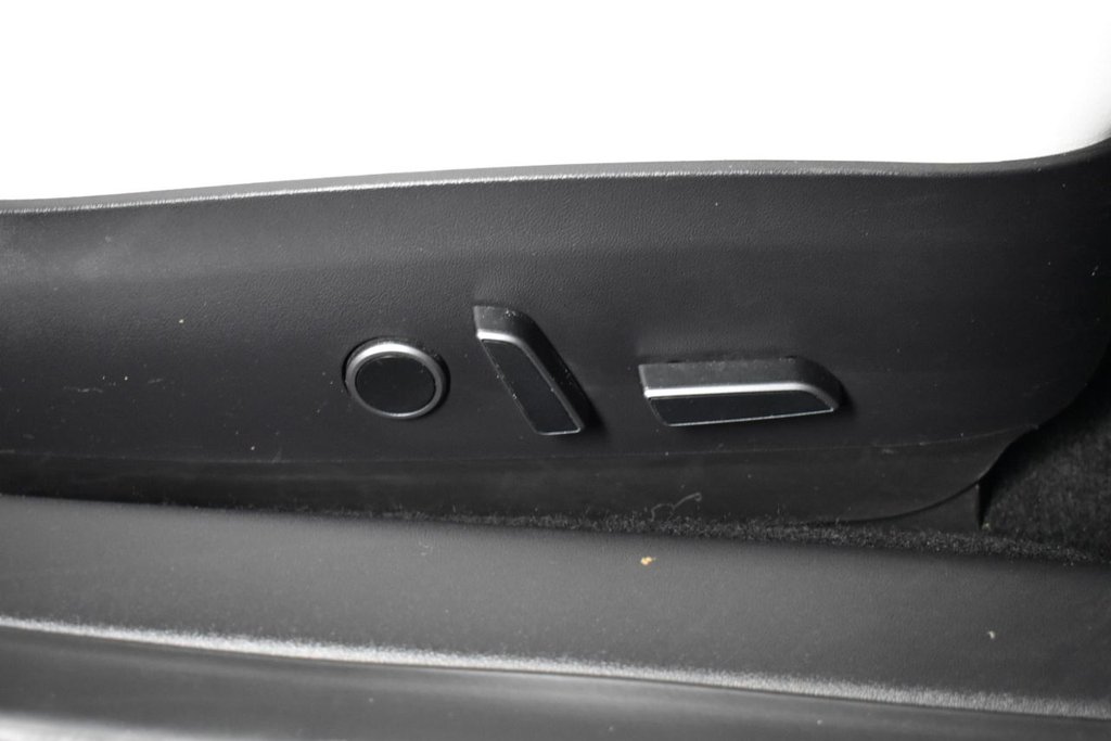 Used Tesla Model 3 2020 for sale - 76909783: Photo 25