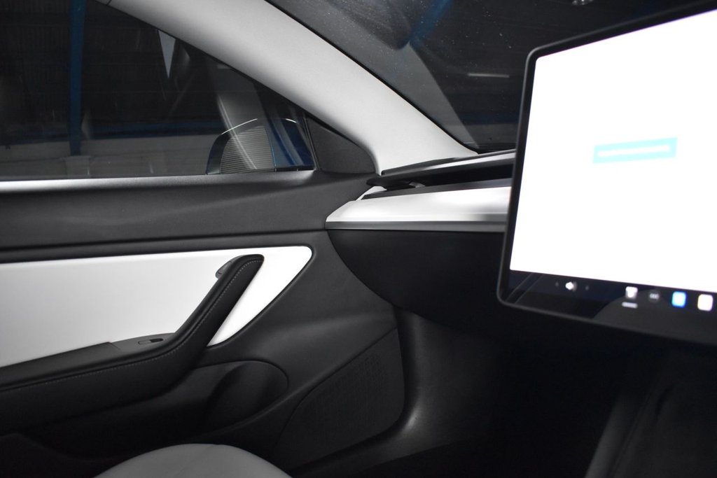 Used Tesla Model 3 2020 for sale - 76909783: Photo 35