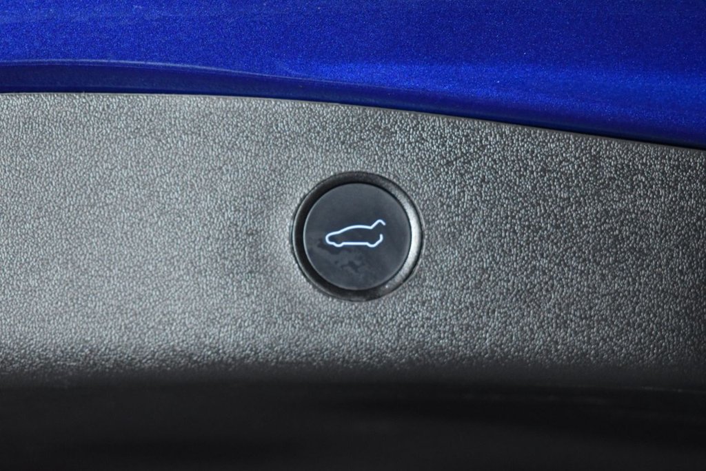 Used Tesla Model 3 2020 for sale - 76909783: Photo 6