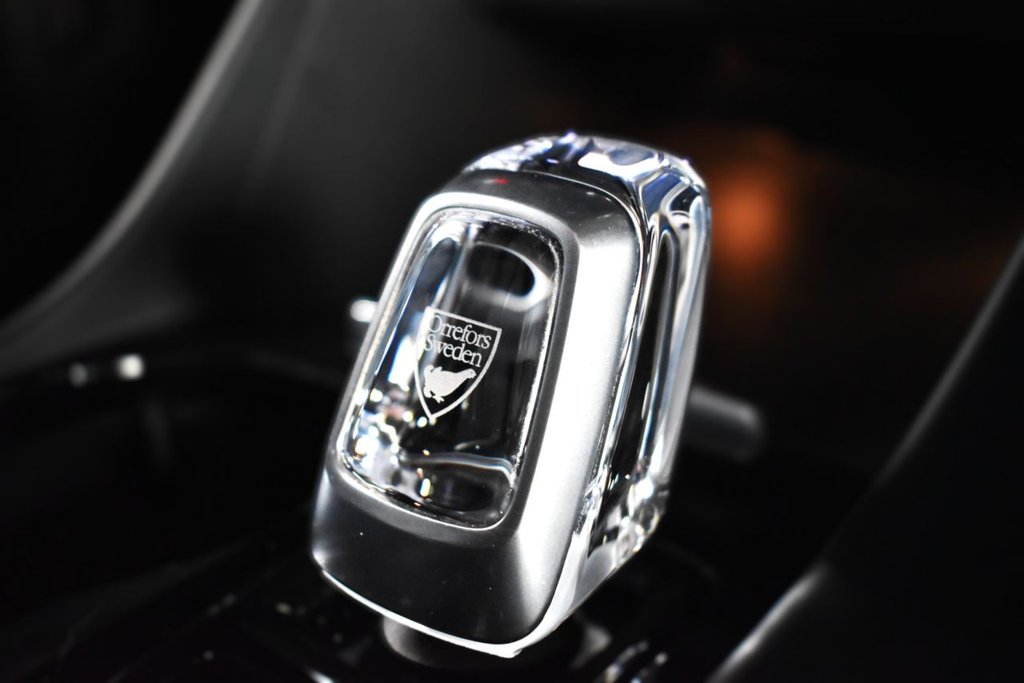 Used Volvo XC40 2020 for sale - 77919910: Photo 2