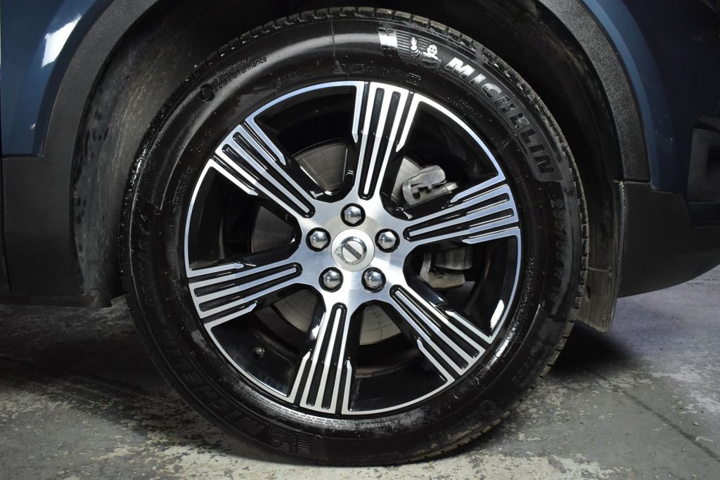 Used Volvo XC40 2020 for sale - 77919910: Photo 40