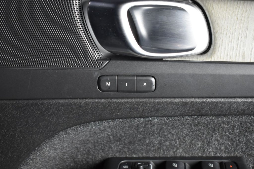 Used Volvo XC40 2020 for sale - 77919910: Photo 5